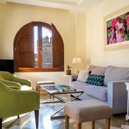 Magno Apartments Santo Tomas Seville Exterior photo
