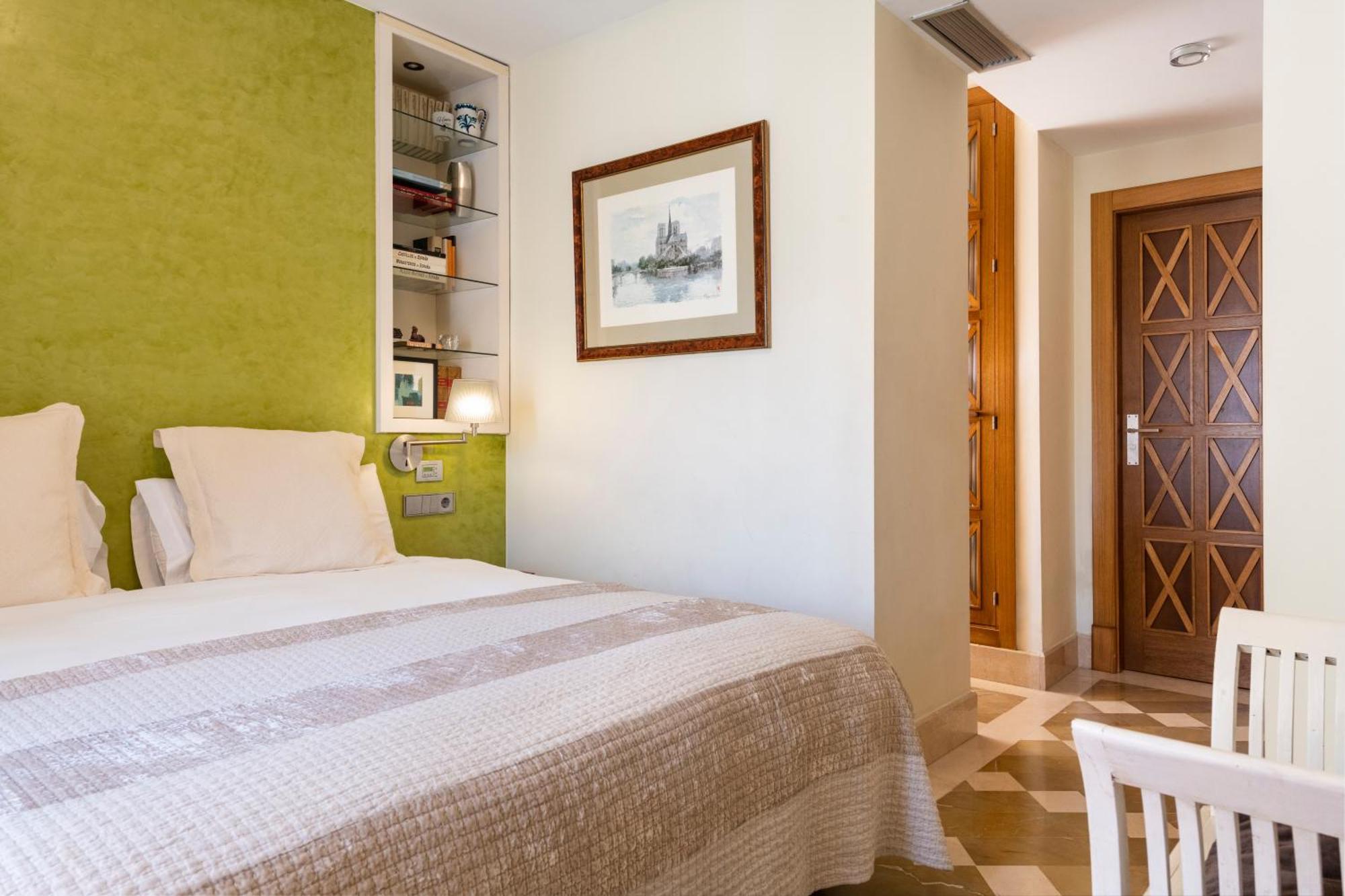 Magno Apartments Santo Tomas Seville Exterior photo