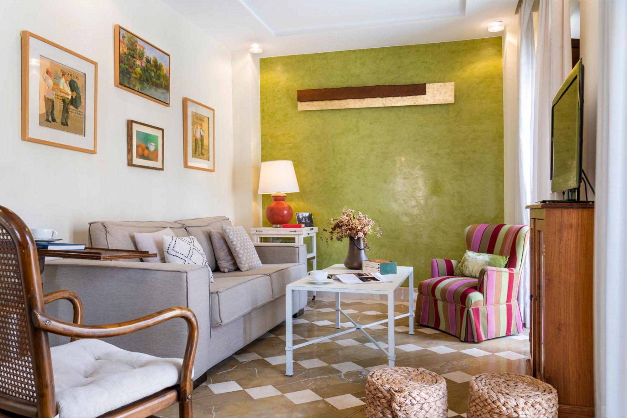 Magno Apartments Santo Tomas Seville Exterior photo