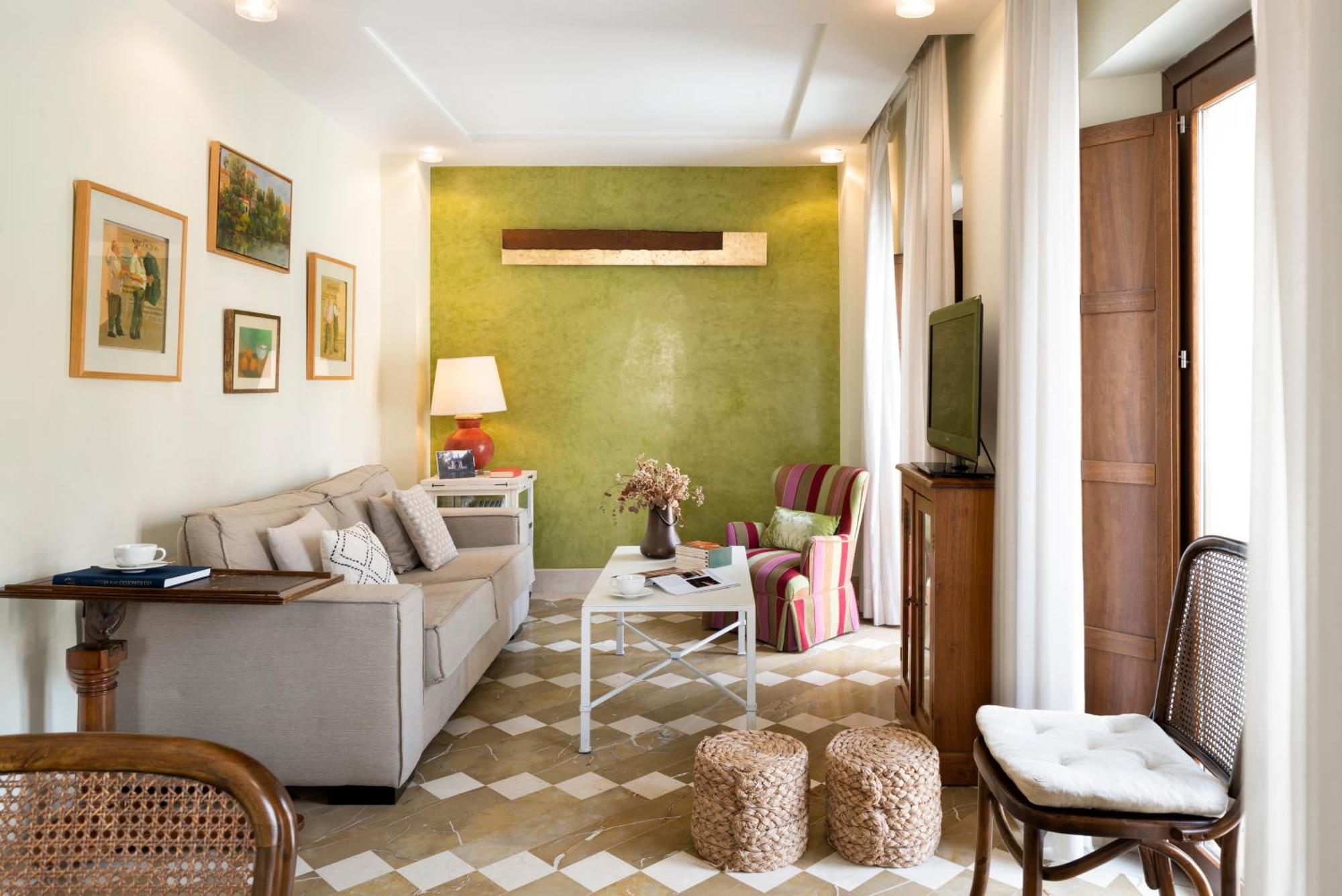 Magno Apartments Santo Tomas Seville Exterior photo