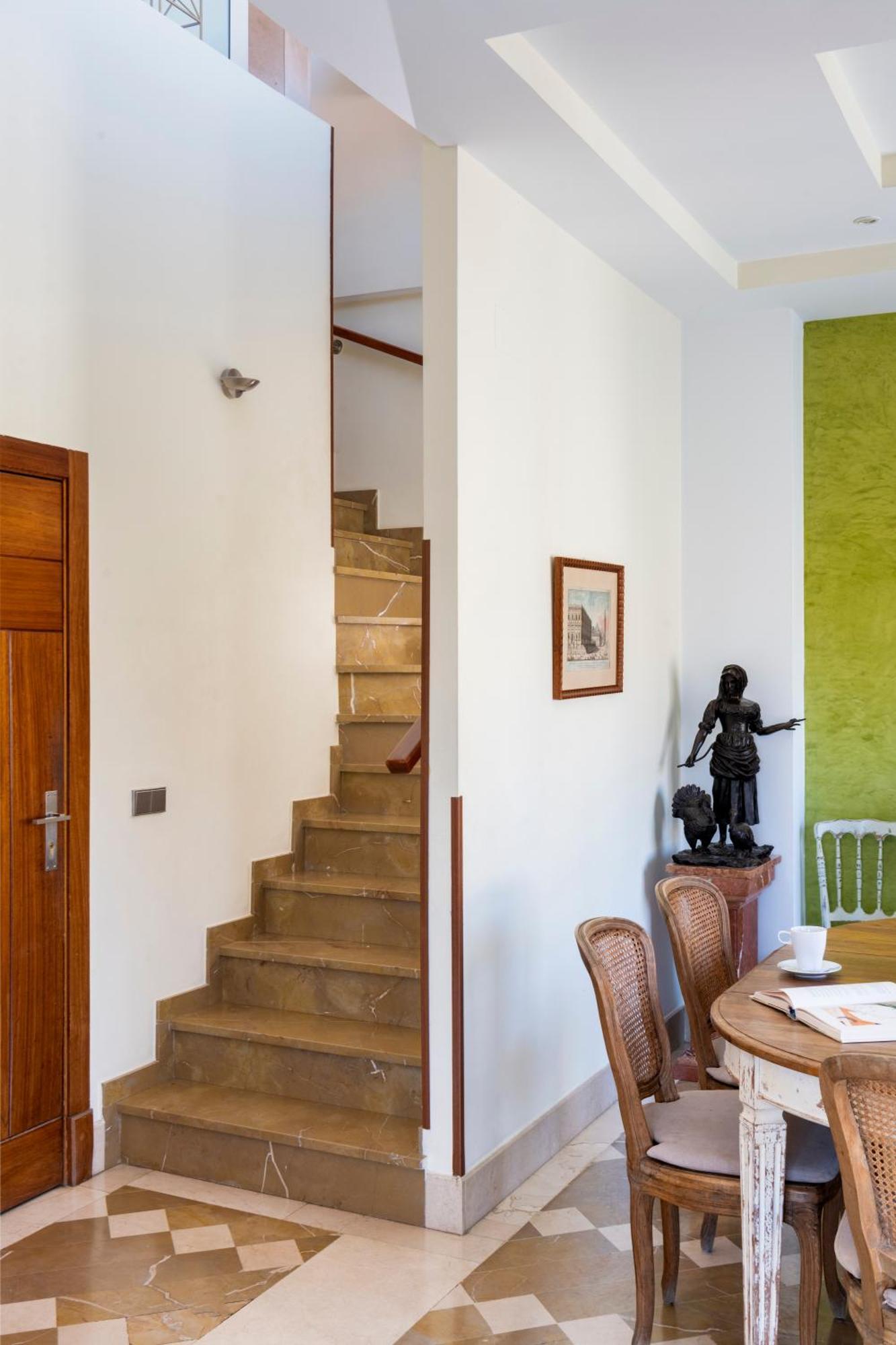 Magno Apartments Santo Tomas Seville Exterior photo